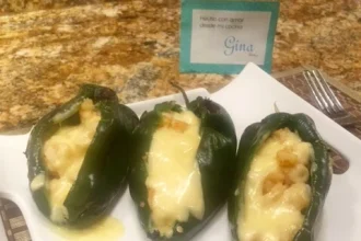 Chiles rellenos de Camaron con Queso