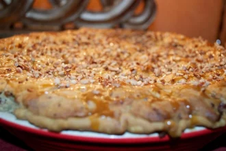 Pay de manzana con caramelo