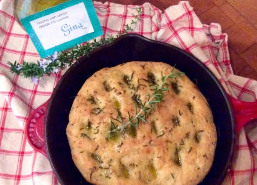 Foccacia de Romero y Ajo