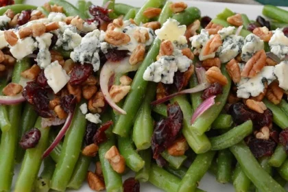 Ensalada de ejotes con arándanos, nuez y queso azul 12 Ensalada de ejotes con arándanos, nuez y queso azul