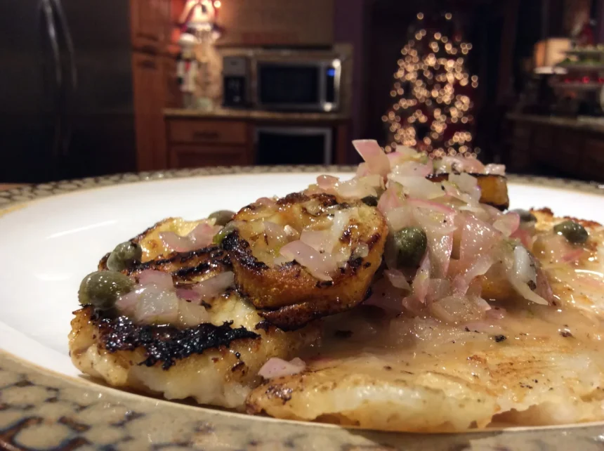 receta de Flounder acompañado de salsa de vino blanco y alcaparras
