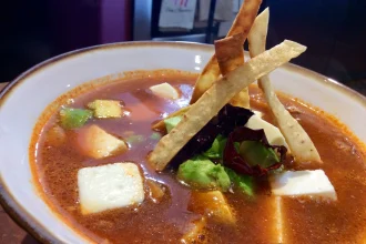 Sopa de Tortilla o Sopa Azteca