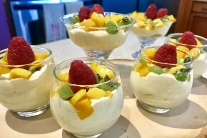 Vasitos de cheesecake de Mango