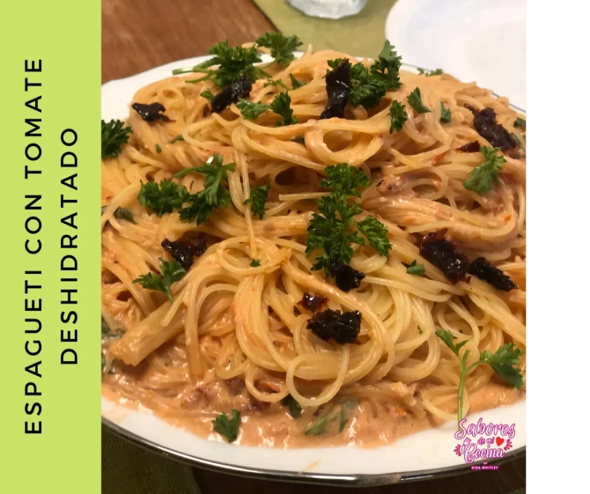 Espaguetti con salsa de tomate deshidratado
