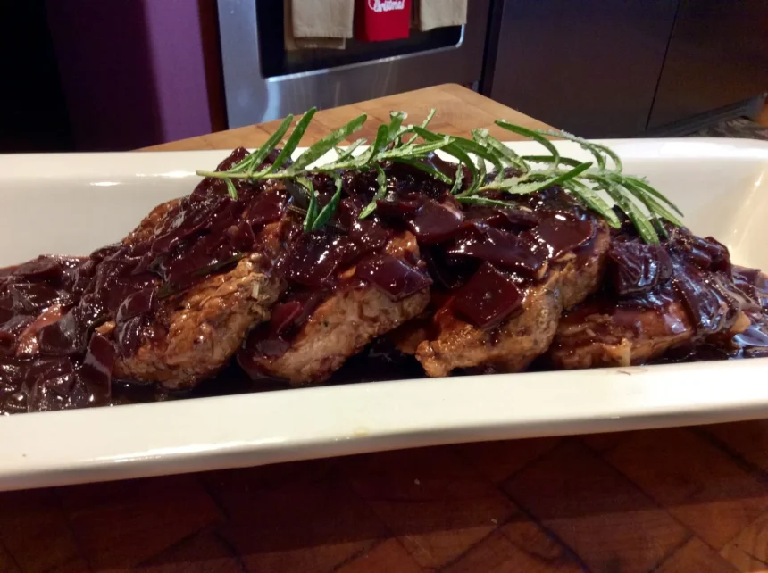Medallones de Puerco en reducción de Vino Tinto