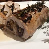 Lomo de Puerco relleno de Manzana y Arándanos