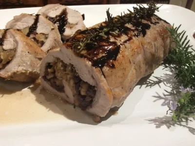 Lomo de Puerco relleno de Manzana y Arándanos