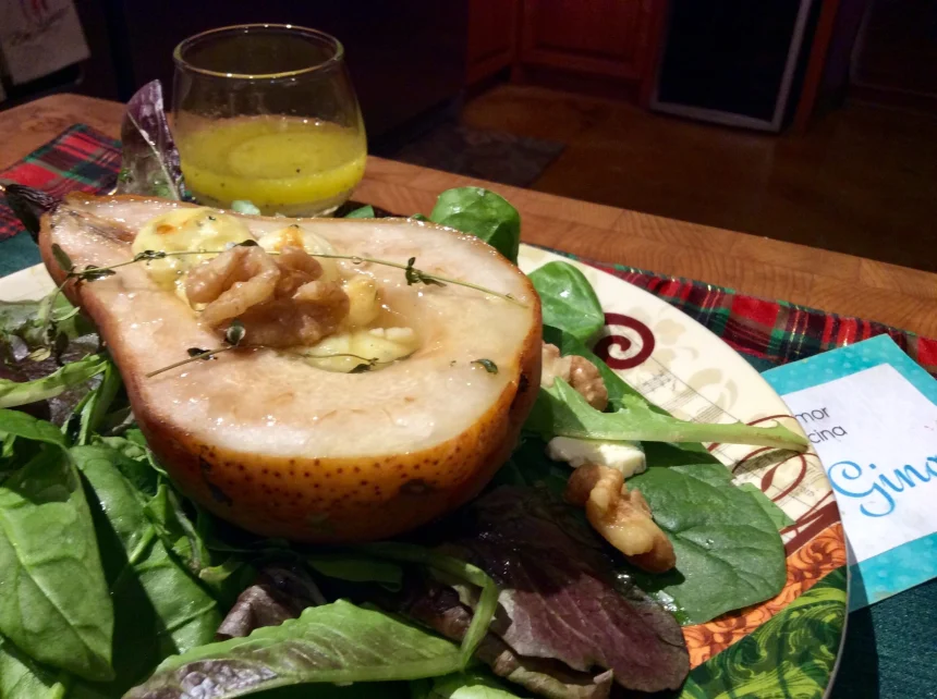 Ensalada de Pera con Gorgonzola