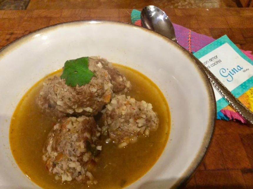 Albondigas en salsa de chipotle