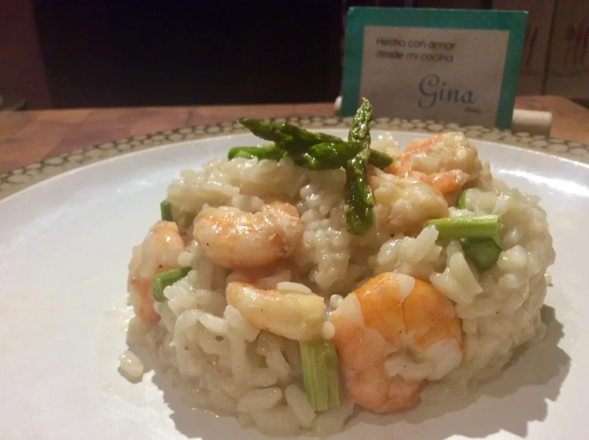 Risotto con Camarones y Espárragos