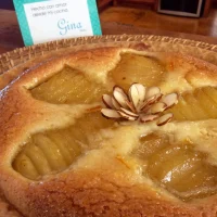 Pay de Pera con Almendra