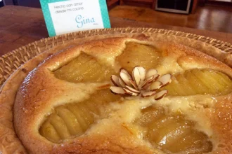 Pay de Pera con Almendra