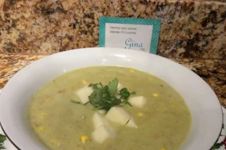 Crema de calabacitas y elote