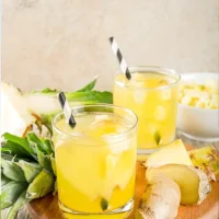 Agua de Piña, Jengibre y Menta