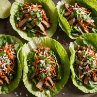 descubre cómo preparar deliciosos tacos de lechuga con cerdo al estilo asiático, una receta ligera, fresca y llena de sabor, ideal para tus comidas saludables.