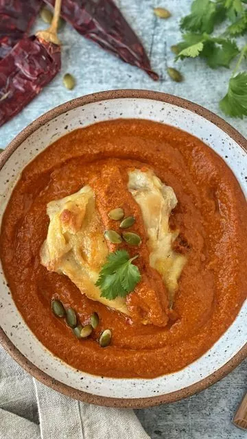Pipián Rojo (Morelos) – receta tradicional mexicana preparada por Gina Whitley