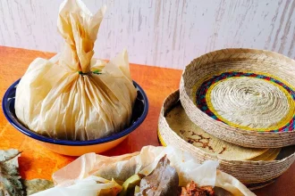 Mixiote de Carnero (Tlaxcala) – receta tradicional mexicana preparada por Gina Whitley