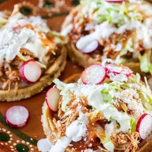 Sopitos Colimotes (Colima) – receta tradicional mexicana preparada por Gina Whitley